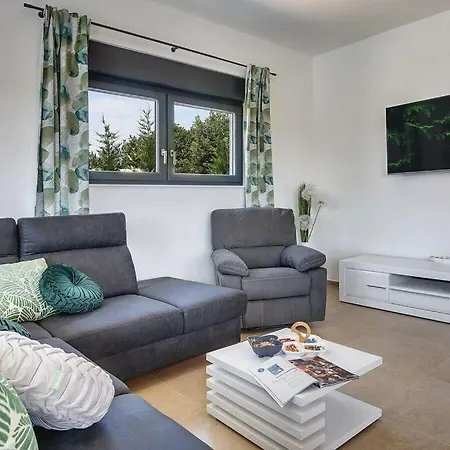 Tika Comfortable Villa
